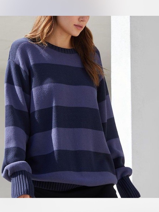 Brandy Melville Sweaters - Brandy Melville Brianna Sweater in Midnight Stripe